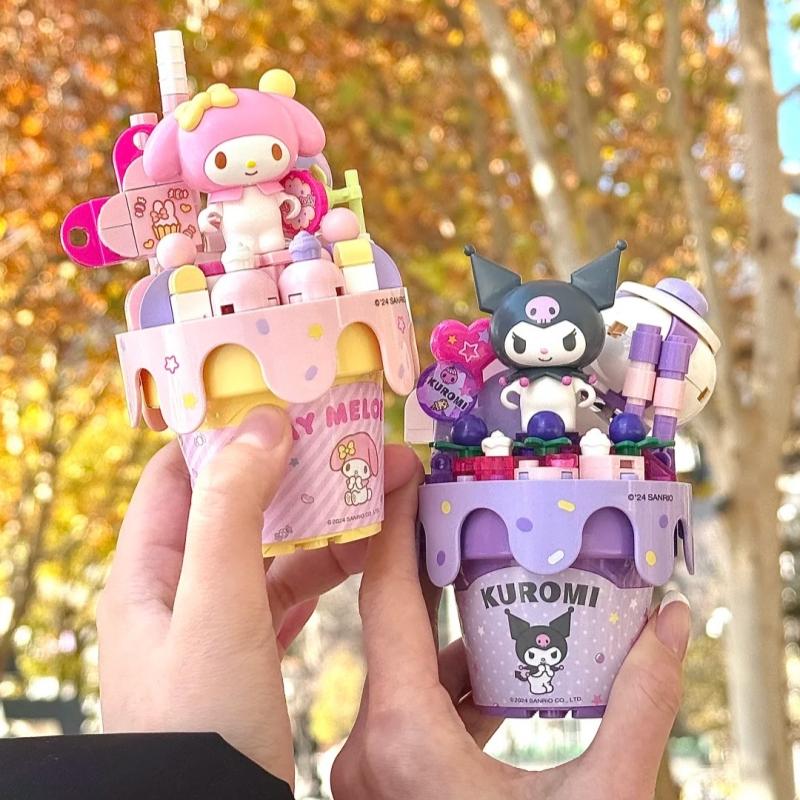 New Keeppley Sanrio Building Blocks Hello Kitty Kuromi Pochacco Cinnamoroll Ice Cream Cone Splicing Model Toy Ornaments Gift