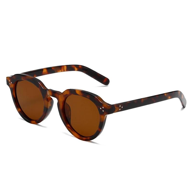 Oval Sunglasses Women Fashion Clear Black Orange Shades Retro Rivets Men Punk Trending Sun Glasses UV400
