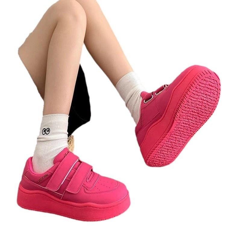 2024 noi tendințe virale retro înălțare talpă groasă înălțare pantofi albi pentru femei pantofi de bord casual versatili ușori