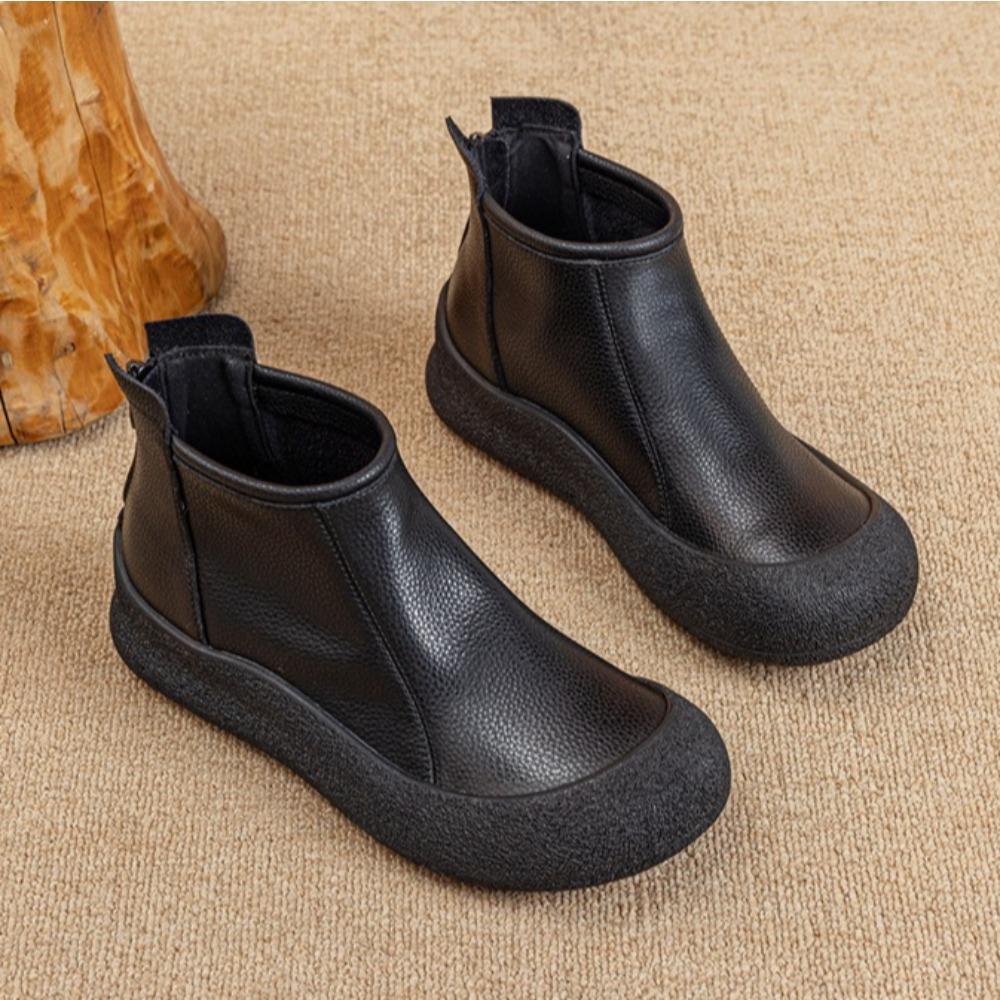 Women's Boots Autumn Winter New Flat-bottomed Round Head Casual Retro Soft-soled Soft-faced Ankle Boots Women's Large-size41-43