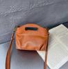 Women's 2025 Retro Chic Vegetable-Tanned Leather Crossbody Handbag