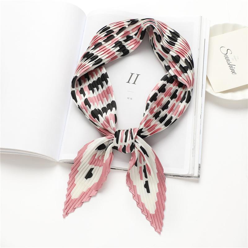 Summer wrinkled pleated silk scarf wavy style small square scarf scarf versatile scarf, sunscreen scarf 71 * 71cm