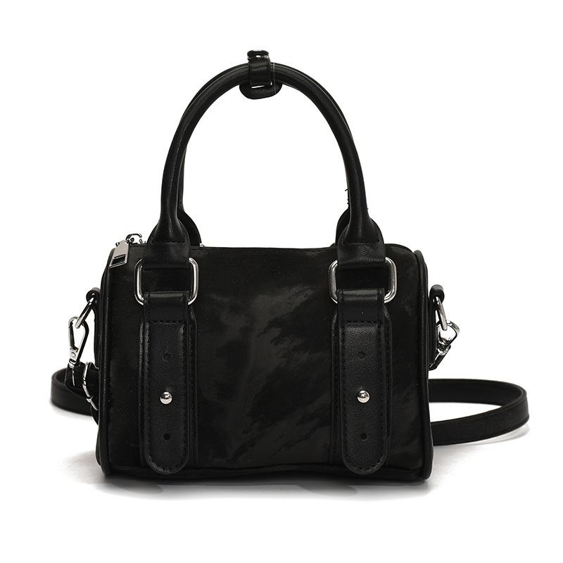 Korean niche candy color sweet wind portable pillow bag women's fashion versatile commuter advanced sense daily messenger bag