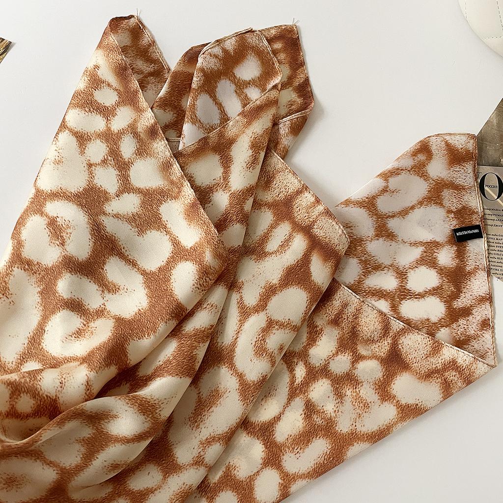 Women's 71 leopard print headscarf fashion European and American new imitation silk satin square scarf scarf scarf wholesale