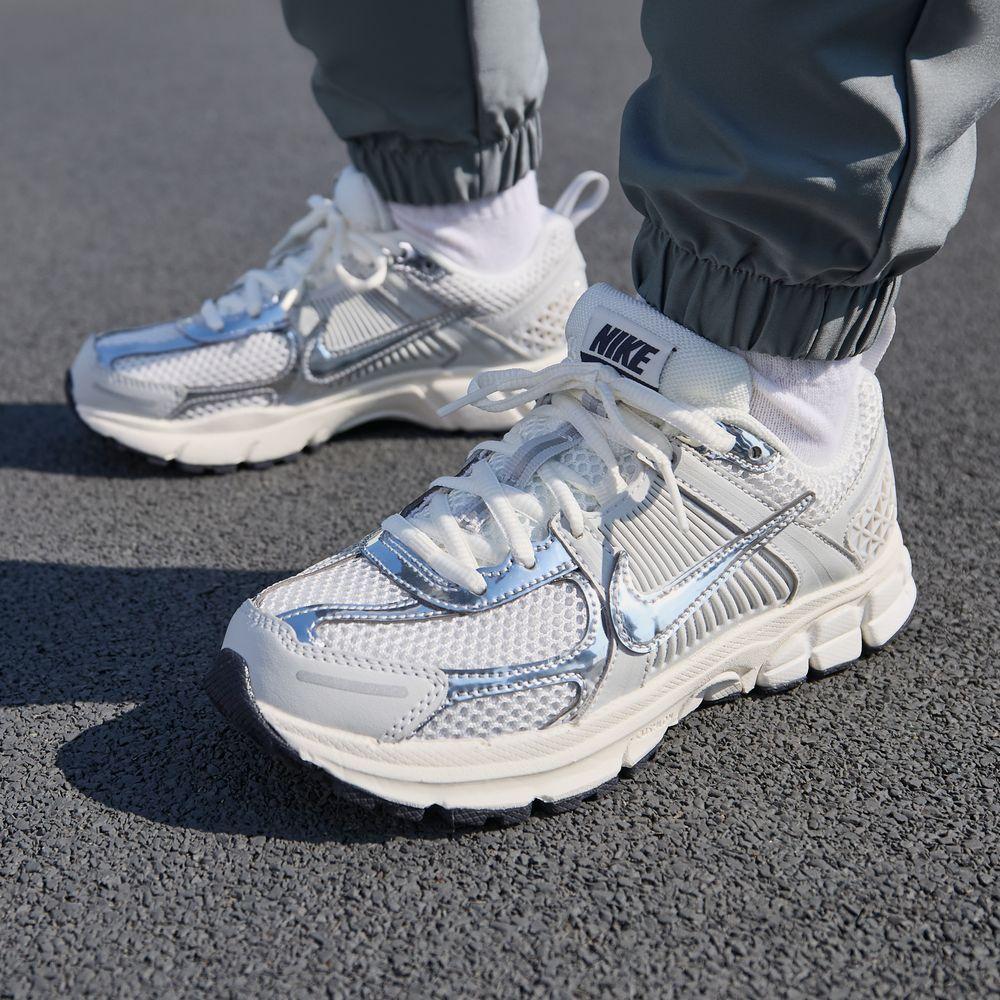 Nike Zoom Vomero 5 Photon Dust Chrome (GS) 36
