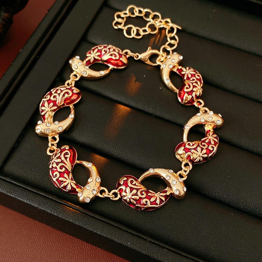 Bracelet rond fleuri européen et américain serti de diamants, boucles d'oreilles, collier, collier et ensemble de bijoux rétro pour femmes.