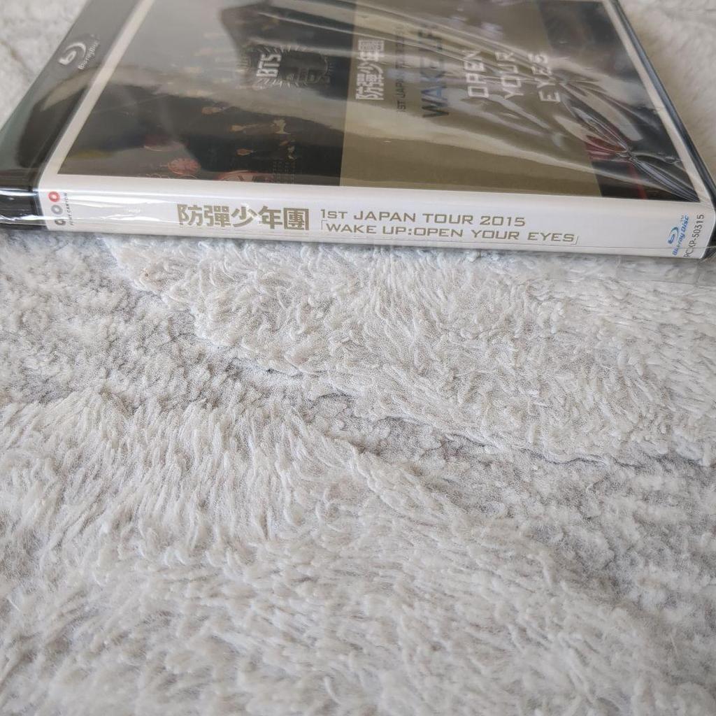 [USED] BTS JAPAN Tour 2015 Wake Up