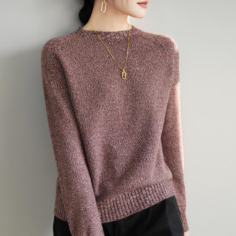 The New Round-neck Knitted Sweater of Spring and Autumn for Women Is Paired with A Loose Sweater As A Laid-back Base Layer