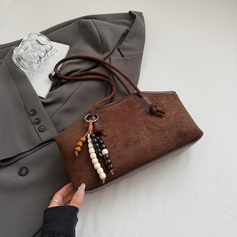 Premium texture retro large-capacity bag women's 2025 new summer commuter shoulder bag portable tote bag