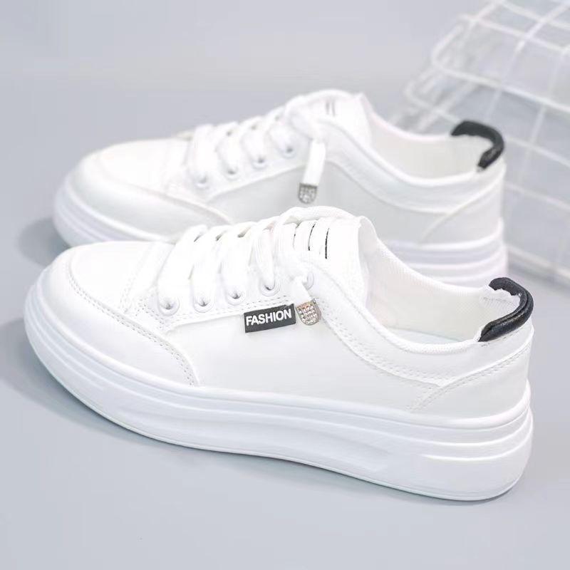 

Special spring and summer little white shoes women s shoes 2025 new versatile sports hollow mesh breathable casual student board shoes 40