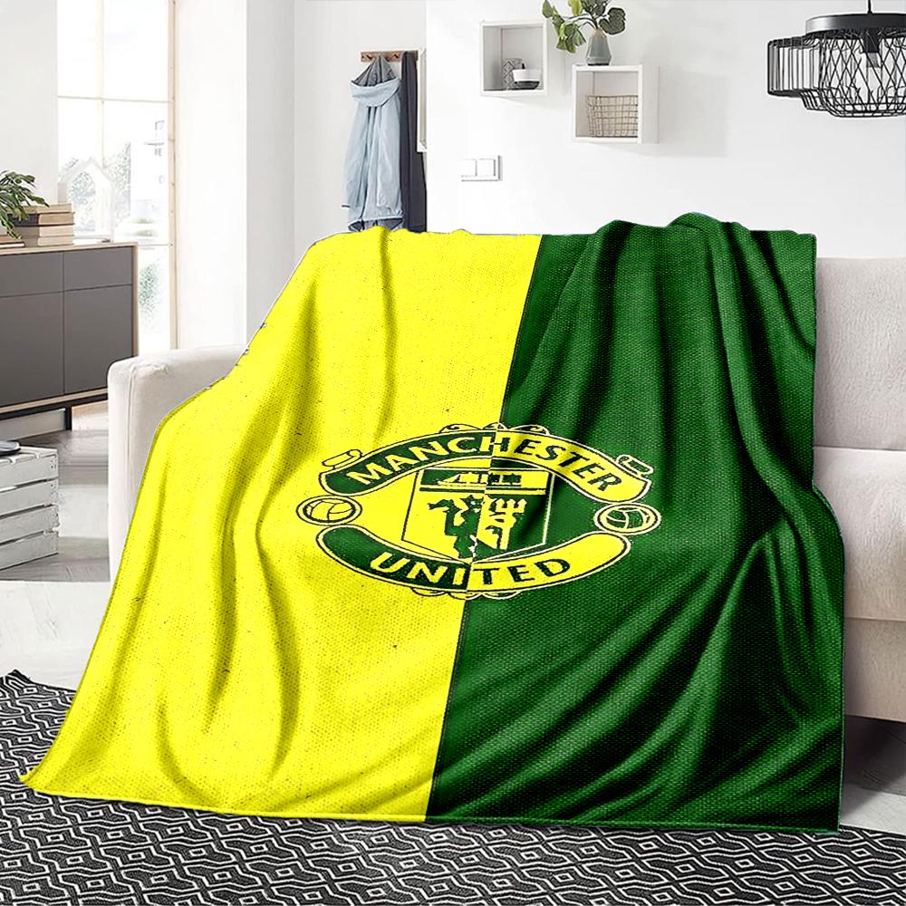 Manchester Crest Blankets Flannel Printed Breathable Warm Throw Blanket for Home Office Bedspreads 0708a10