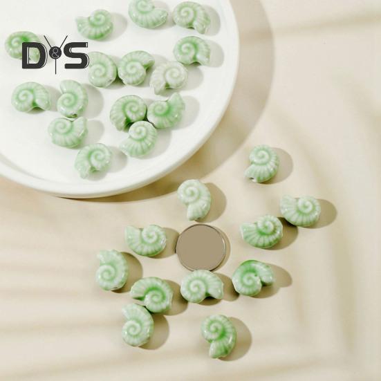10 Pezzi Perline Sparse Fatte a Mano a Forma di Conchiglia di Mare Perline in Ceramica Estive per Creazione di Gioielli Braccialetti Artigianato