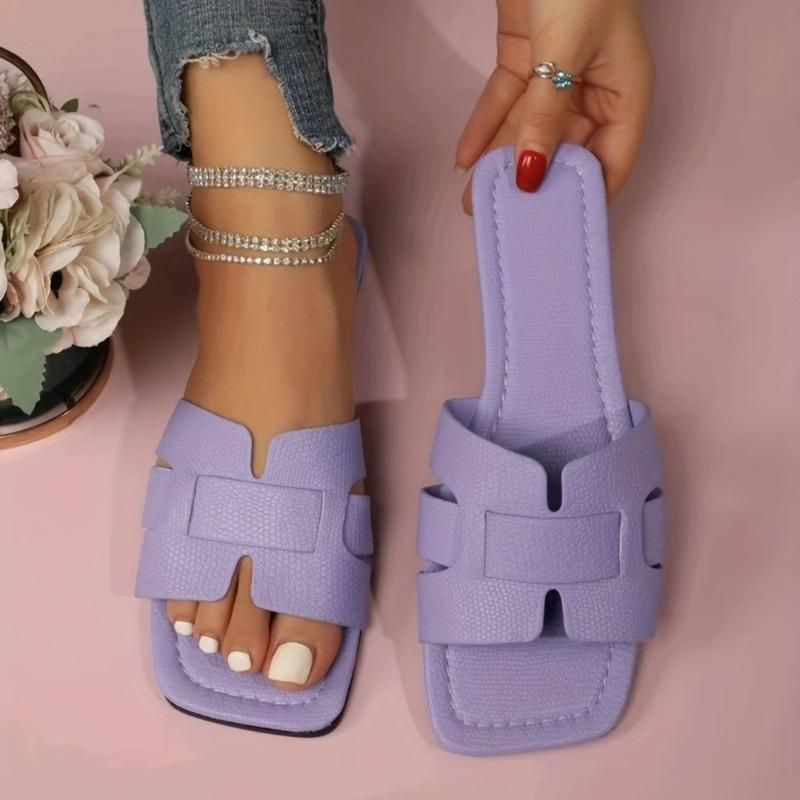 Large Size 43 Flat Bottom Cool Slippers New Casual Wear Simple Fashion Round Head Vacation Beach Sandals