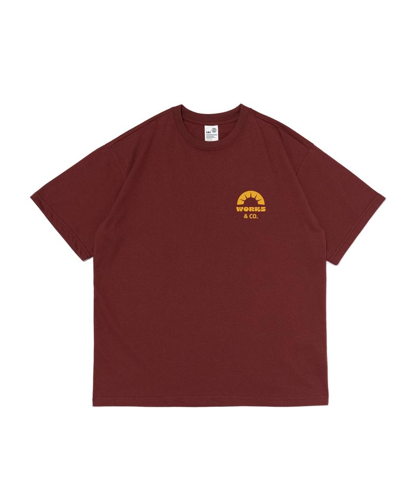 Wogseuaenko Bears & Camp Short Sleeve T-Shirt (Wine)