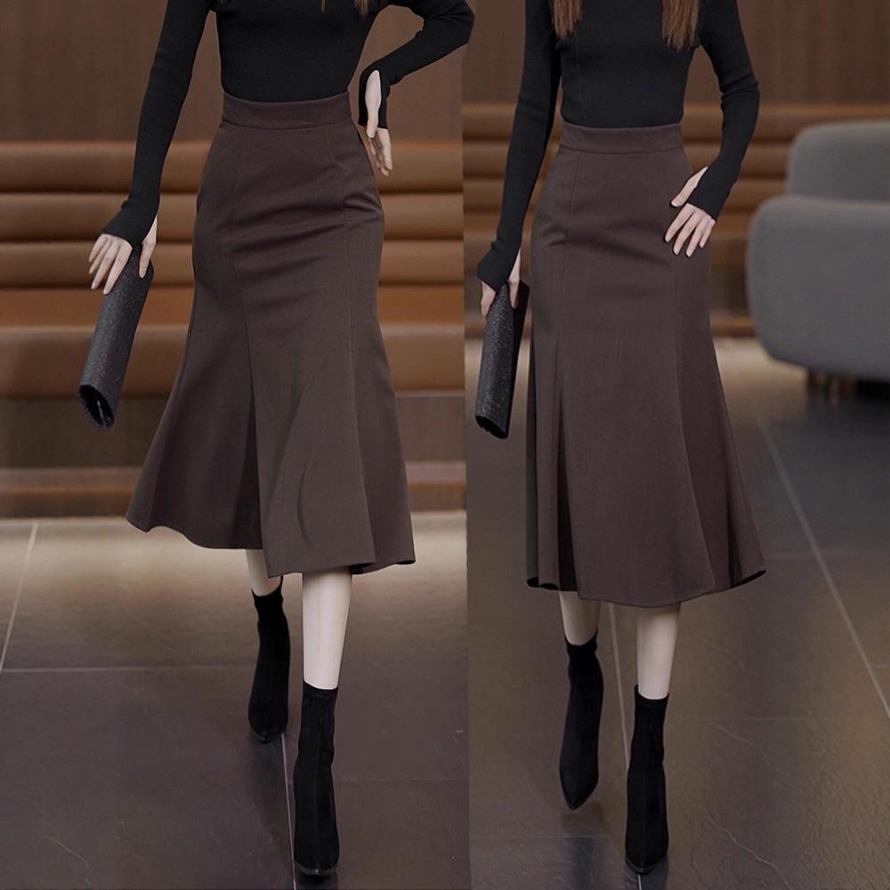 Women's Coffee Wool Mermaid Skirt - Fall/Winter 2025, Irregular Mid-Length, Hip-Hugging Design