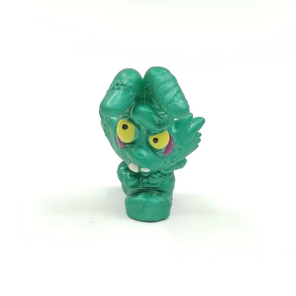 

Original Zomlings Rare Silver Superzings Styles Action Figures Limited Collection Spanish Toy Boys Birthday Gift ULTRA GOLD PVC Poseable Articulated