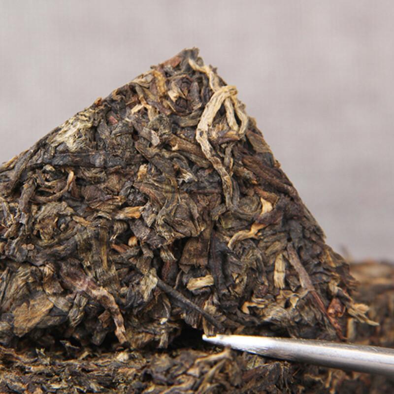 Premium Gold Award Yunnan Pu Erh Brick Tea Natural 250g Gift