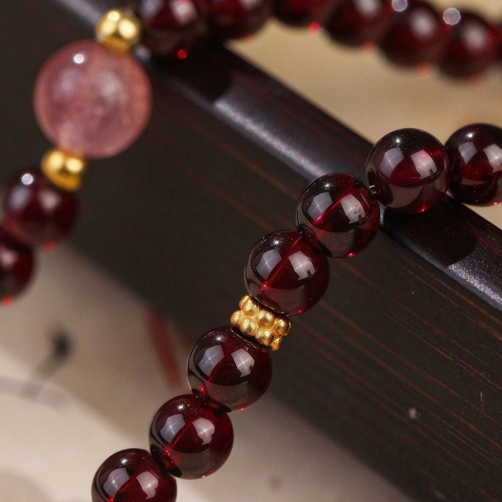Bracciale Rosa con Granato Naturale a Forma di Fragola per Donna, Cristallo di Fragola, Bracciale Estremamente Bello, Lusso Leggero, di Nicchia, Regalo Raffinato