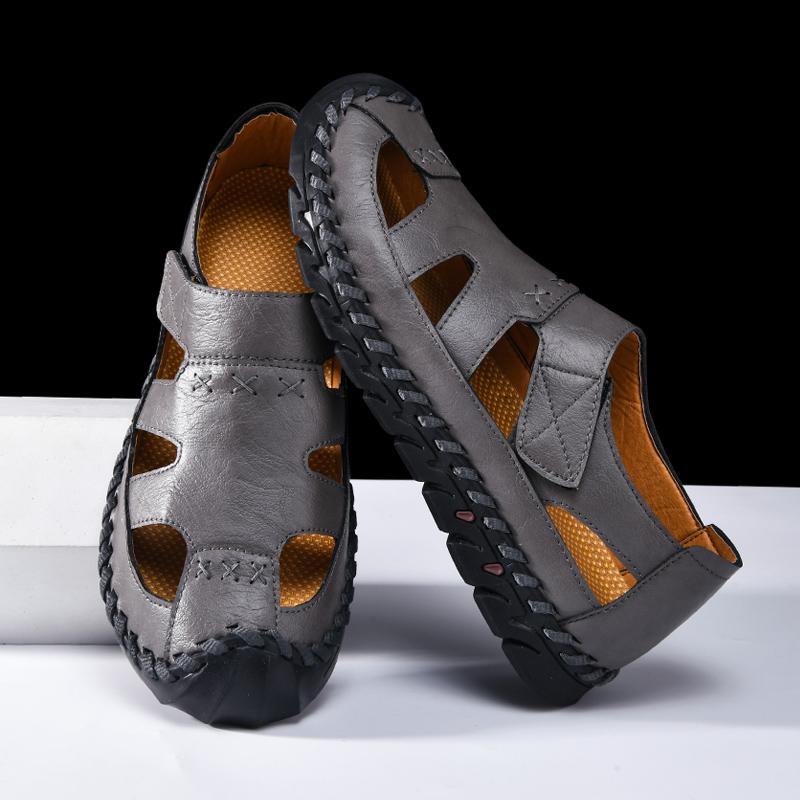 Fashion Versatile Summer Men Sandals Genuine Leather Mens Casual Shoes Outdoor Man Besch Shoes Hollow Out Roman Flats Wading Aqua Shoes