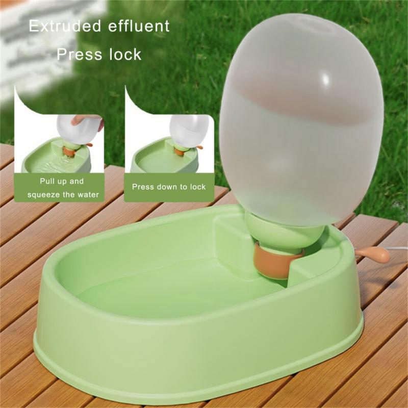 Portable Pet Water Bottle & Dispenser, Green