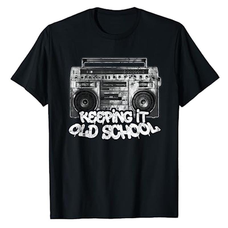 Keeping It Old School - Vintage Boombox Graffiti T-Shirt Rap Music and Breakdance Lover Graphic Tee Retro Style Grandpa Mama Top S разноцветный