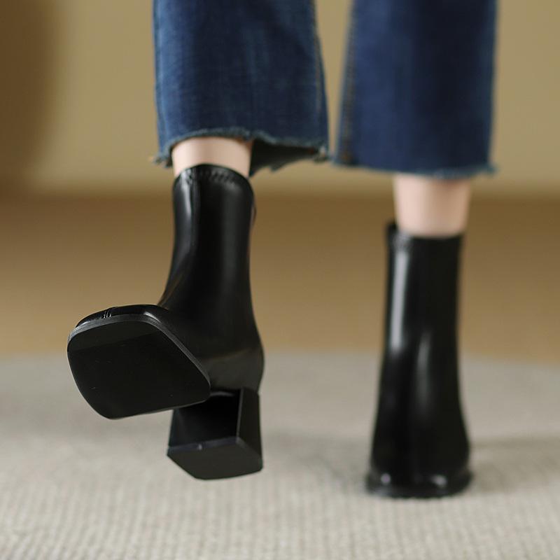 Leather short boots women's thick heel autumn and winter new medium heel high heel boots brown small thin boots