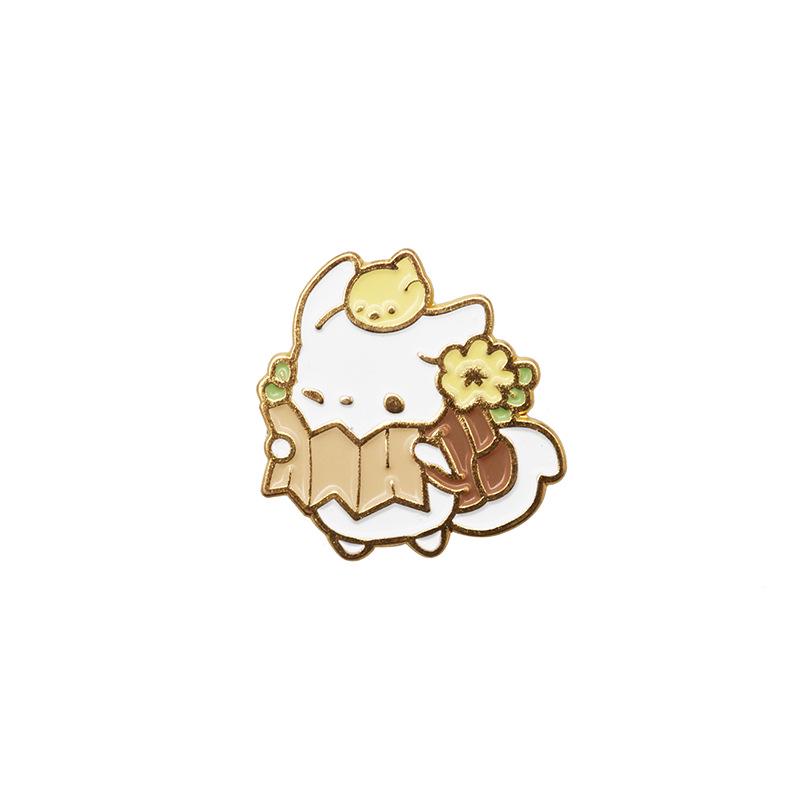 New Cartoon Cat Reading Brooch: Cute Cat Bath Time Accessory
