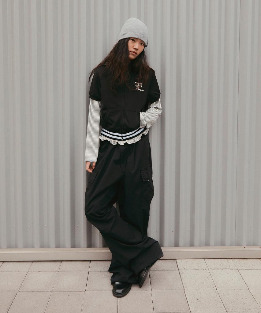 LMC Wm Frill Long Slv Tee Black