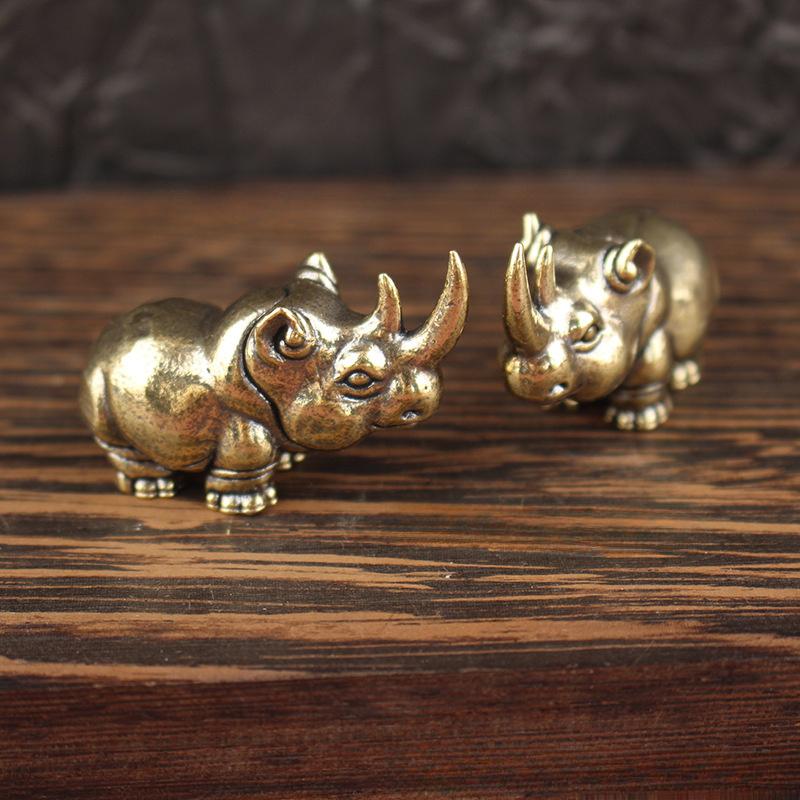 Copper Rhinoceros Figurines Home Decor Retro Brass Animal Ornaments Keyrings Holder Pendants Lucky Desk Decorations Accessories