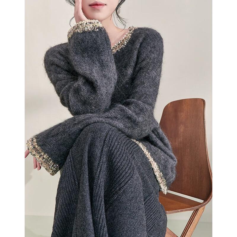 Women's Light Luxury Round Neck Knit Top
