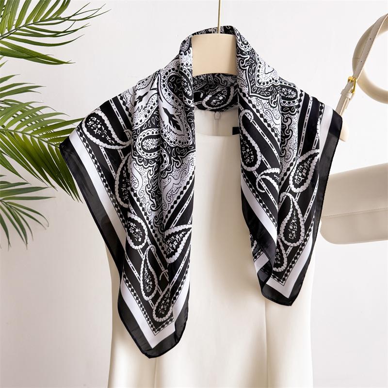 Print 70cm Silk Feeling Satin Cashew Headkerchief Women Luxury Design Neck Tie Scarf Female Hair Hand Wrist Foulard Shawl Hijab