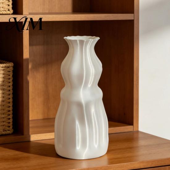 Unique Geometric Desktop Vase 3D Printed Flower Vase, Modern Decorative Minimalist Container, Art for Living Room Floral Arrangement Holder