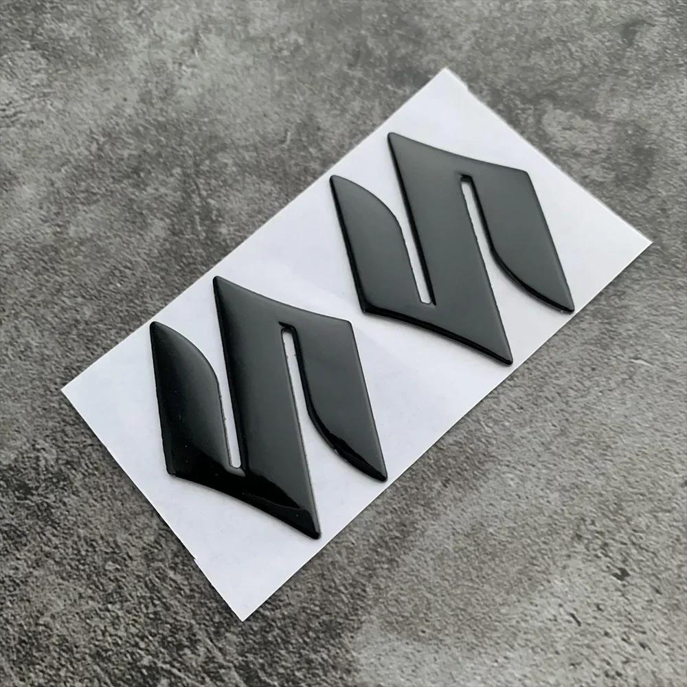2pcs New Motorcycle Sticker 3D PVC for Suzuki Sticker S Logo 3D Tank Decal Logo Gold Emblem Waterproof Decor
