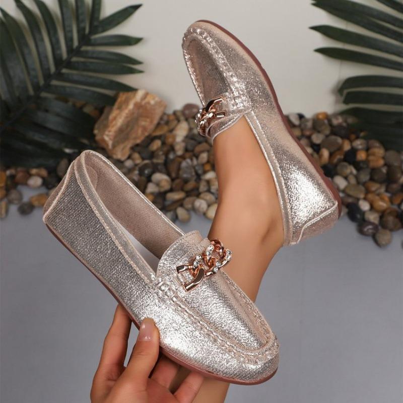 The New Flat Bean Shoes Are Versatile, Soft-soled, Comfortable and Have A Shallow Opening