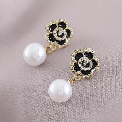 Elegant Black Rose Faux Pearl Stud Earrings: Trendy & Versatile Fashion Accessory