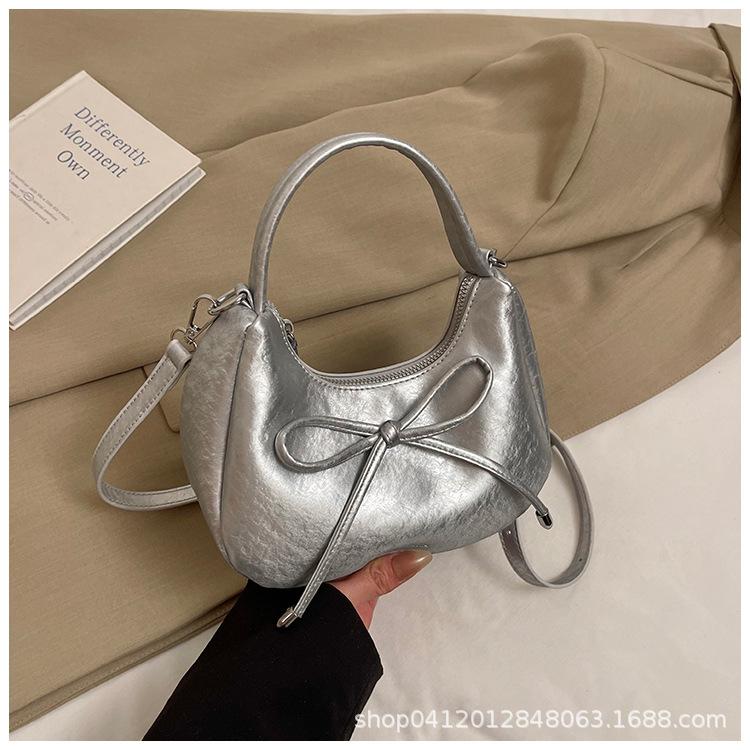 Niche Design Bag Women's 2025 New Summer Versatile Messenger Bag Exquisite Handbag Super Fire Small Bag