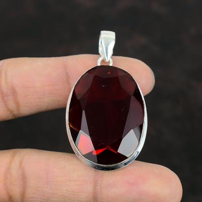 Fasettslipad Moçambique granathänge Ädelsten Handgjorda smycken 925 Sterling Silver Pendel Handgjord Boho Pendel Antik Pendel Presenter till mamma