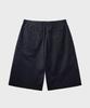 HOOVES Deep Tuck Belted Bermuda Shorts [Black]