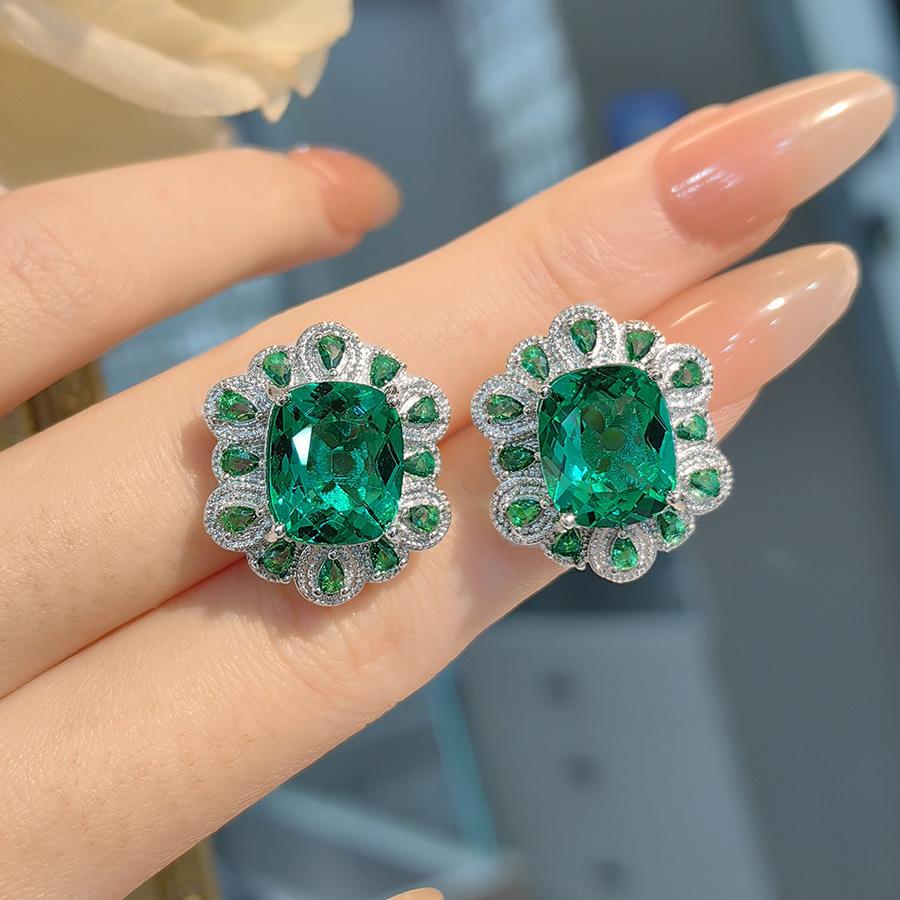 Simulation Royal Blue Treasure Pendant Necklace Pigeon Blood Red Earrings Set Emerald Female Stud Earrings Zircon Ring