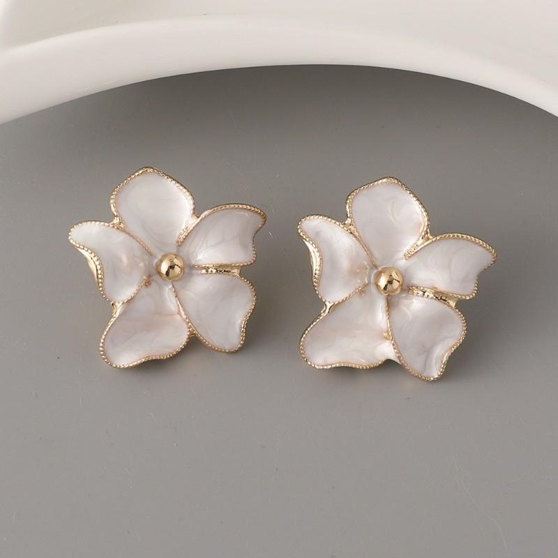 Pinkdudu Vintage Drip Oil Flower Rose Zinc Alloy Earrings Simple Trendy Stud Earrings Women Jewelry PD2359