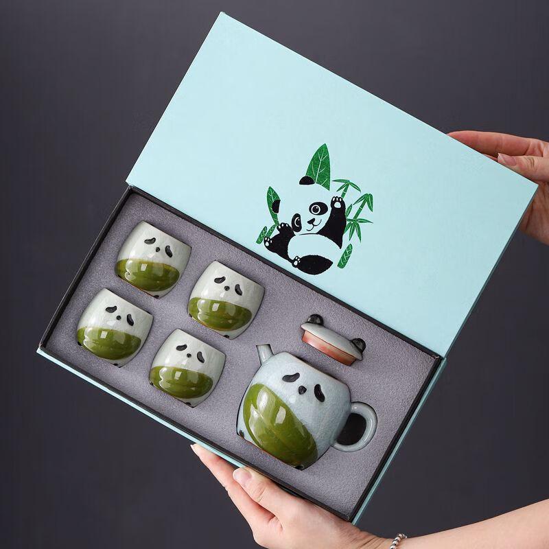 Panda Kung Fu Tea Set Gift Box Edition
