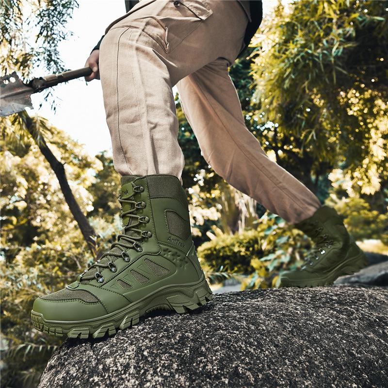Men's Black Off-Road Hiking and Combat Boots - Wear-Resistant, Thick-Soled, Comfortable Mountaineering Shoes