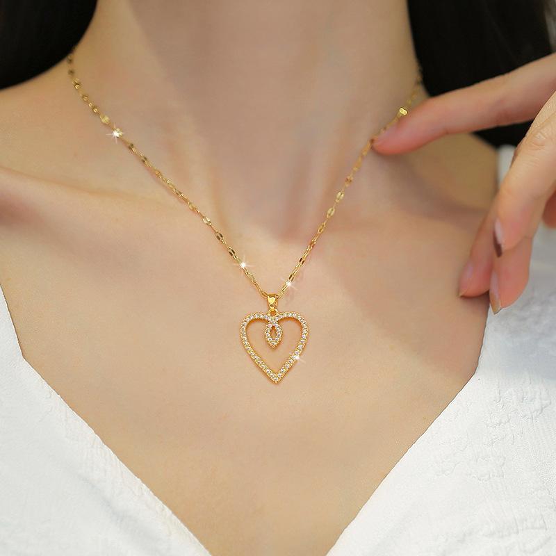 Stainless Steel Chain Exaggerated Hollow Zircon Love Heart Pendant Necklace for Women Teen Girls Fashion Choker Jewelry Gifts