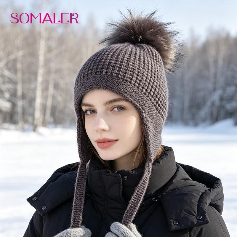 SOMALER Women‘s Winter Knitted Wool Hat with Pompom Hip Hop Style Casual Beanie