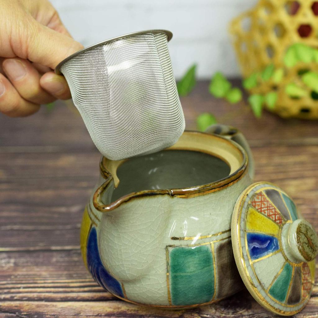 Stylish Kutani Ware Teapot with Paper Balloon Design, Ceramic, Made In Japan, with Tea Strainer Included