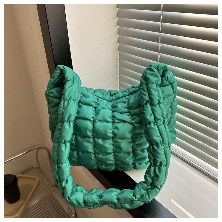 2024 New Winter Sweet Fresh Casual Solid Color Bubble Grid Women's Bag