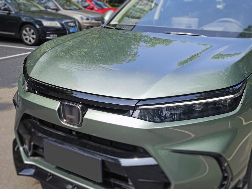 23 Honda CR-V Front Lip Body Kit: Includes Side Skirts, Rear Spoiler, Rear Lip, Corner Covers & Louvers