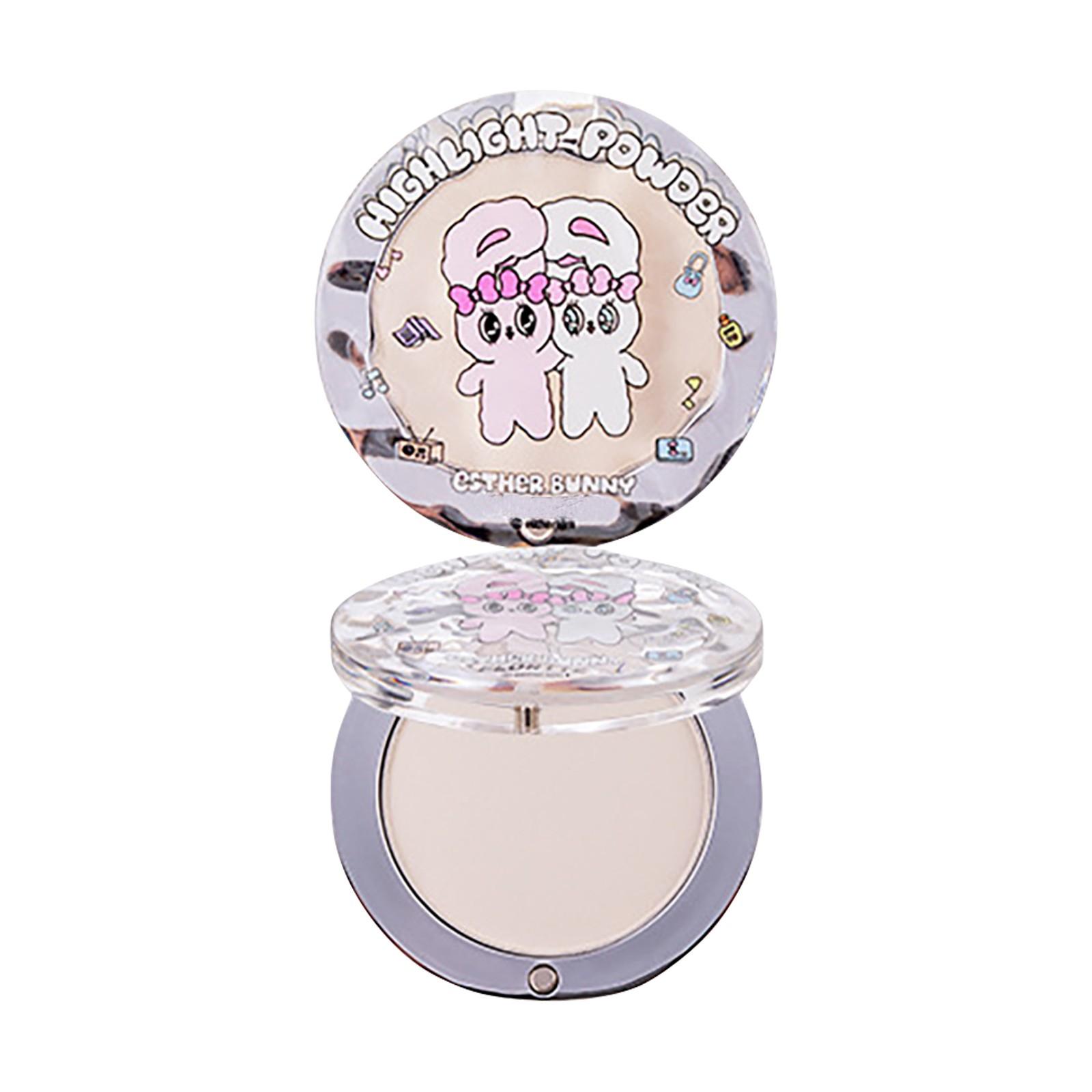 

Одноцветная пудра-хайлайтер естественным образом осветляет лицо. One Size