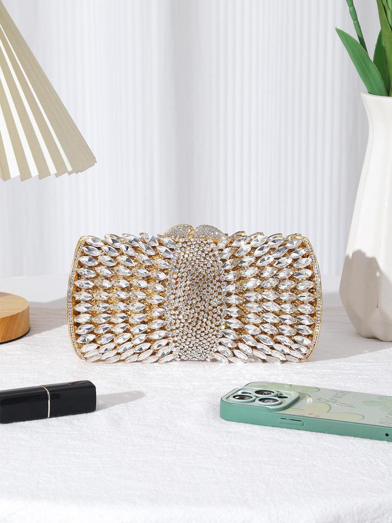 European-American Rhinestone Clutch: Creative Hollowed-Out Women's Evening Handbag for Banquets
