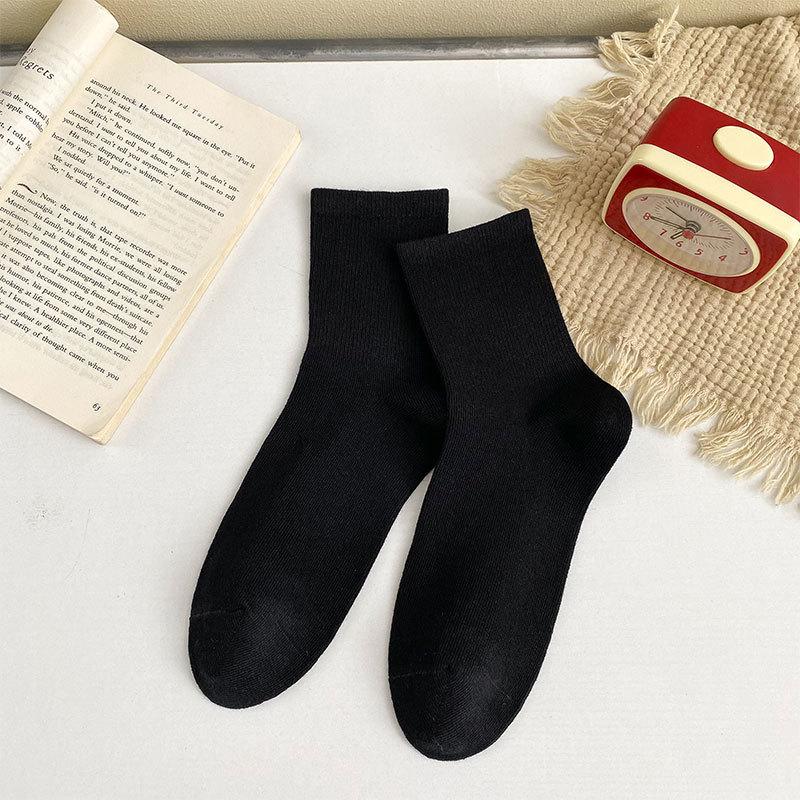 Women's Mid-calf Socks for Autumn and Winter, Cotton Socks, College-style Women's Socks, Versatile Spring and Autumn Casual Pile Socks
